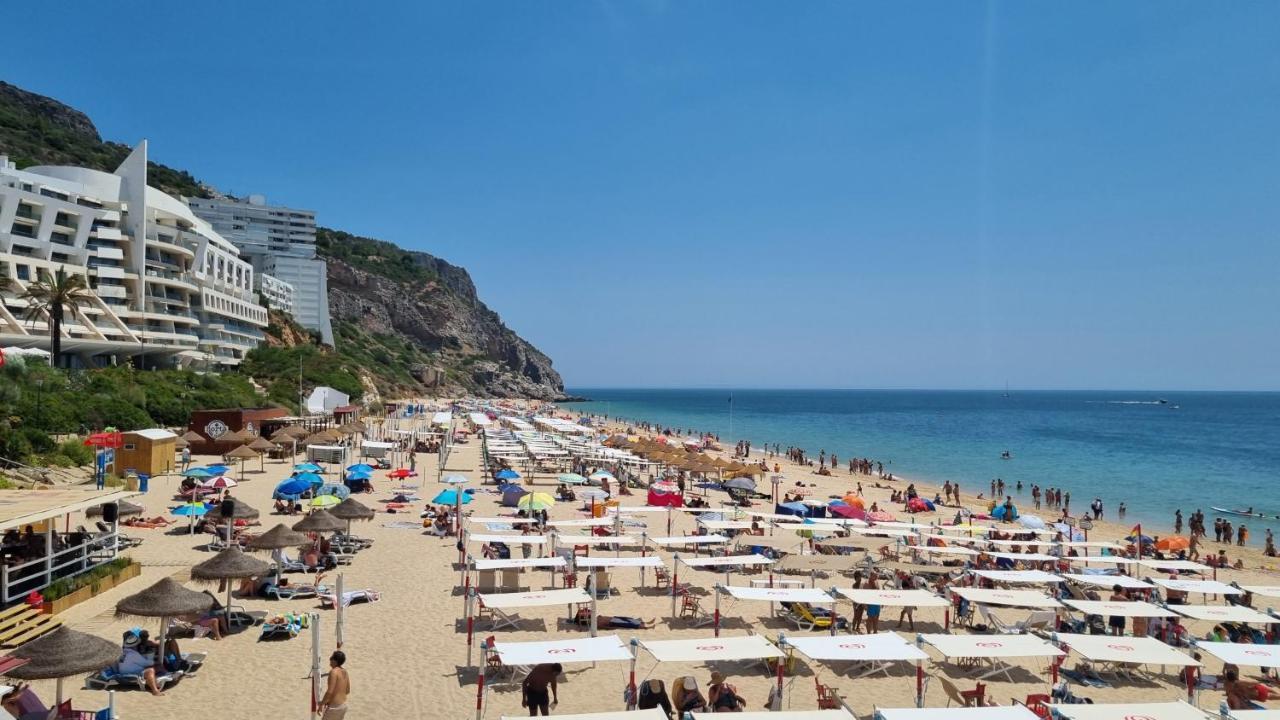 Sesimbra Sun&Sea - Beachfront Apartment! Bagian luar foto